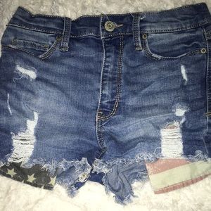 Mudd brand FLX stretch high rise shorty